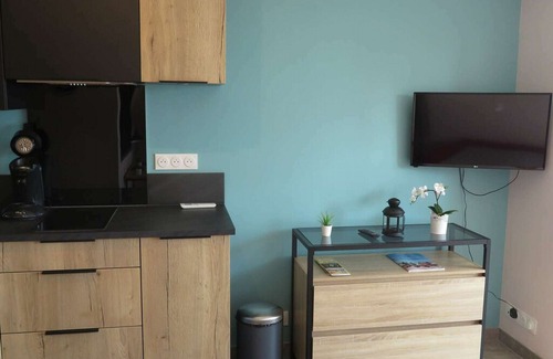 Bormes-Les-Mimosas Apartment | Apartment Bormes-les-Mimosas, studio flat, 4 persons