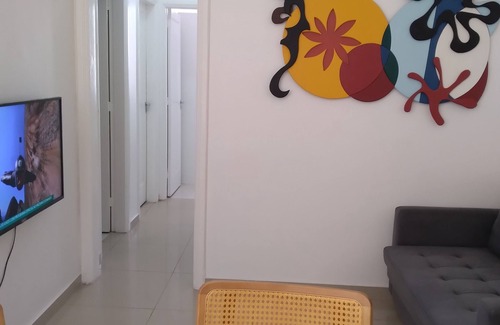 Leblon Apartment | Apartment close to Leblon beach and the subway