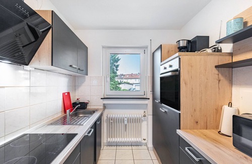 Bruchkoebel Apartment | Apartment 'Bruchköbel 1 auch Für Monteure' with Balcony and Wi-Fi