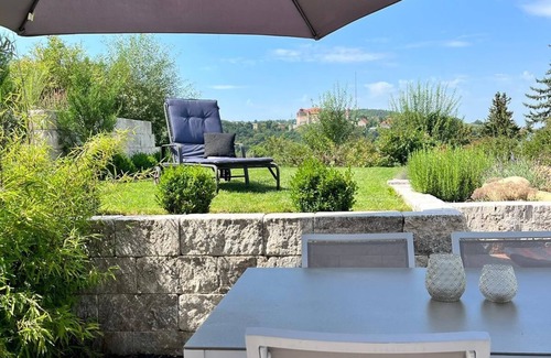 Harburg Apartment | Apartment 'Burgblick' with Private Terrace, Private Garden and Wi-Fi