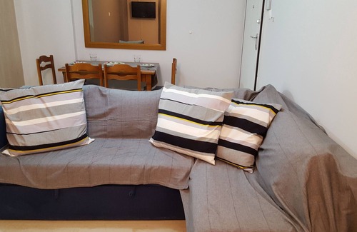 Velon Apartment | Apartment by the sea