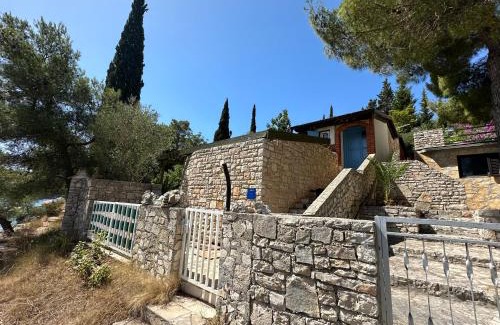 Cove Osibova (Milna) Apartment | Apartment By the Sea