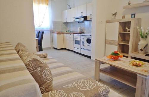 Baric Draga Apartment | Apartment by Velebit Canal near Paklenica