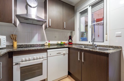 Camarles Apartment | Apartment 'Ca La Mercè' with Private Terrace, Wi-Fi and Air Conditioning