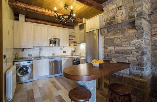 Borrastre Apartment | Apartment 'Cabaña Vegara' with Mountain View, Private Terrace and Wi-Fi