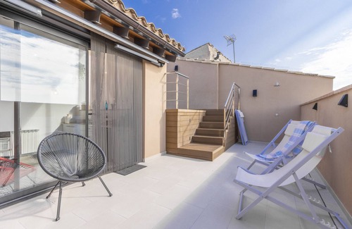 Palouet Apartment | Apartment 'Cal Comorera' with Private Pool, Wi-Fi and Air Conditioning