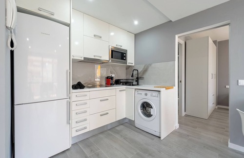 Calafell Apartment | Apartment 'Calafenga' with Sea View, Wi-Fi and Air Conditioning