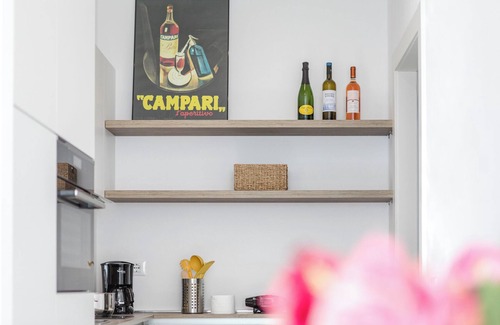 Riva del Garda Apartment | Apartment "Camelia" close to Lake Garda with Wi-Fi & Garden