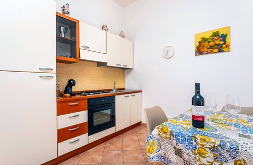 Piedimonte Etneo Apartment | Apartment 'Camia Etna House - Deluxe' with Sea View, Wi-Fi and Air Conditioning