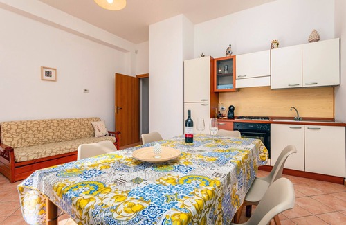 Piedimonte Etneo Apartment | Apartment 'Camia Etna House - Deluxe' with Sea View, Wi-Fi and Air Conditioning