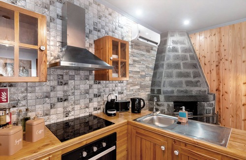 Varzea Apartment | Apartment 'Cantinho Do Sossego' with Sea View, Private Terrace and Wi-Fi