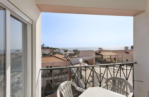 Portimao Apartment | Apartment 'Cantinho da Sara IV' with Sea View, Shared Pool, Garden & A/C
