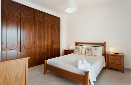 Portimao Apartment | Apartment 'Cantinho da Sara V' with Sea View, Shared Pool, Garden & A/C