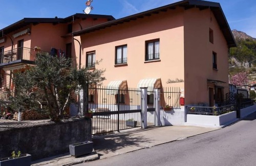 San Pietro Sovera Apartment | Apartment Carla in Carlazzo - 2 persons, 1 bedrooms