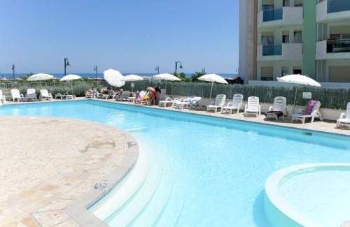 Roseto degli Abruzzi Apartment | Apartment Casa del Mar-1 by Interhome