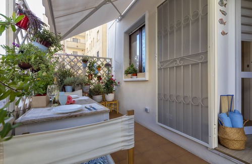 Pivarada Apartment | Apartment 'Casa Cordemar Alghero' with Private Terrace, Wi-Fi and Air Conditioning