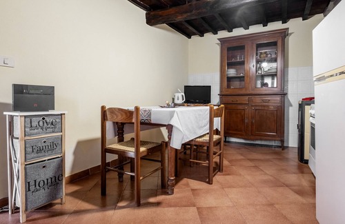 Sorano Apartment | Apartment 'Casa Faini' with Private Garden and Wi-Fi