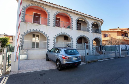 Orosei Apartment | Apartment Casa Francesco close to Beach with Terraces & Garden