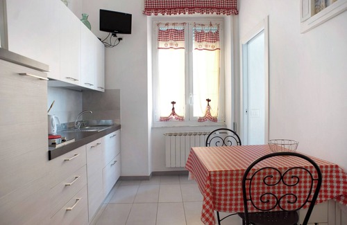 Levanto Apartment | Apartment 'Casa Graziella ' with Wi-Fi