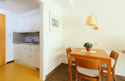 Meierhof Apartment | Apartment Casa Jenatsch-27 by Interhome