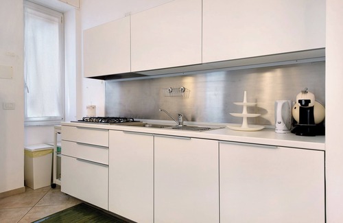 Levanto Apartment | Apartment 'Casa Mare Levanto 1' with Shared Terrace and Wi-Fi