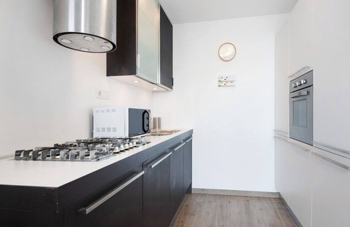Montaretto Apartment | Apartment "Casa Mare Montaretto 1" with Sea View, Balcony & Wi-Fi