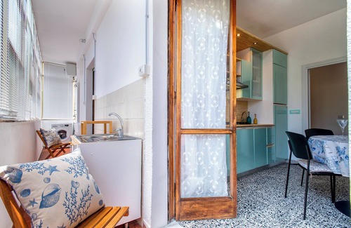 Pivarada Apartment | Apartment 'Casa Marrik' with Balcony, Wi-Fi and Air Conditioning