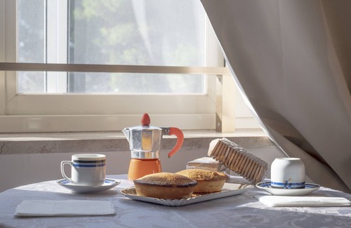 Otranto Apartment | Apartment "Casa Odra" with Balcony, Wi-Fi & A/C