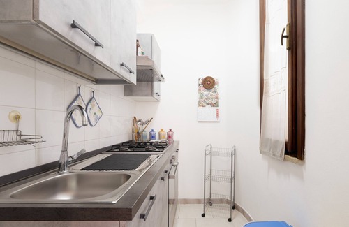 Otranto Apartment | Apartment "Casa Odra" with Balcony, Wi-Fi & A/C