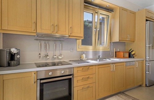 Agios Ioannis Apartment | Apartment 'Casa Smaragdi A' with Sea View, Wi-Fi and Air Conditioning