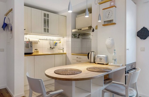Gengenbach Apartment | Apartment 'Casa Stadtblick' with Balcony and Wi-Fi