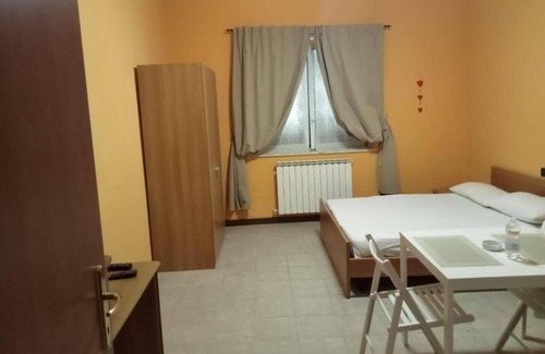 Calice al Cornoviglio Apartment | Apartment 'Casa Vacanze Il Torchio Tre' with Shared Pool and Shared Garden