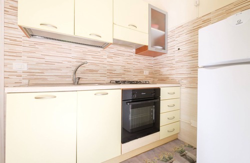 Gioiosa Marea Apartment | Apartment 'Casa Vista Mare' with Sea View, 2 Balconies & Wi-Fi