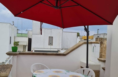 Veglie Apartment | Apartment Casavacanze Salento Sole with Balcony, Shared Terrace & A/C