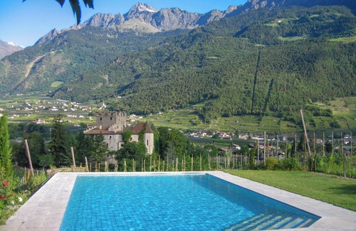 Marlengo Apartment | Apartment 'Cataleya' with Mountain View, Shared Pool and Wi-Fi