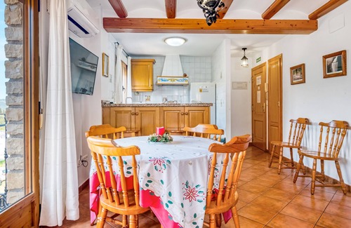Orba Apartment | Apartment 'Cavall Vert' with Mountain View, Wi-Fi and Air Conditioning
