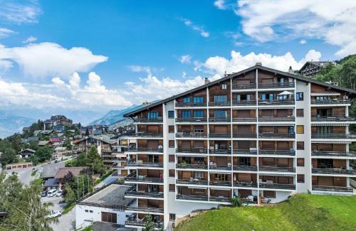 Saint-Pierre-de-Clages Apartment | Apartment Chaedoz 24-1 by Interhome