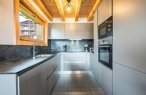 Les Saisies Apartment | Apartment 'Chalet A - o Saisies' with Mountain View, Private Terrace and Wi-Fi