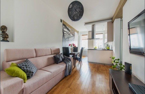 Mirow Apartment | Apartment CHMIELNA 1 with A/C