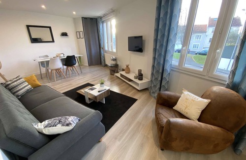 Cholet Apartment | Apartment Cholet les Halles garden side