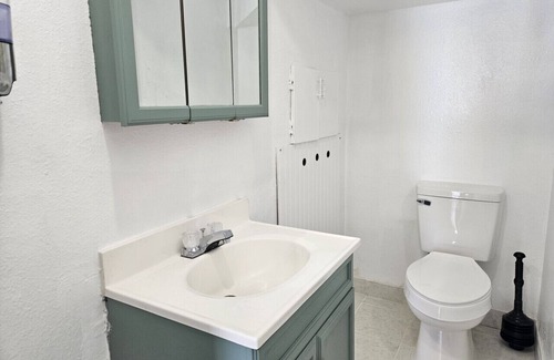 Campbell Park Apartment | Apartment Close to Hospital and UAA