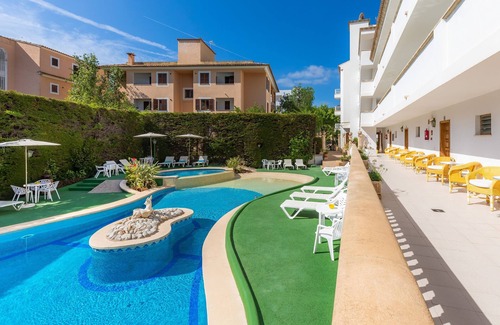 Canyamel Apartment | Apartment Close to the Beach with Pool Access, Private Terrace, Air Conditioning and Wi-Fi