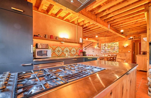 Villard-Reculas Apartment | Apartment 'Cloudit' with Mountain View, Private Terrace and Wi-Fi
