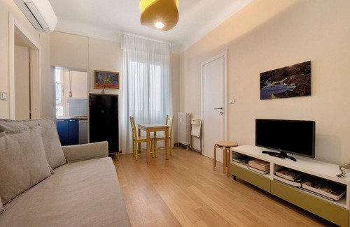Loreto Apartment | Apartment 'Comfy and Quiet, Great Location' with Balcony, Wi-Fi and Air Conditioning