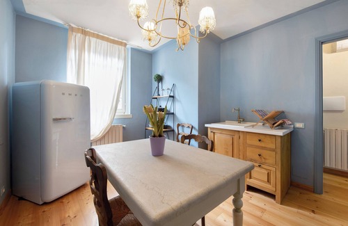 Pilzone Apartment | Apartment 'Con Balcone' with Wi-Fi