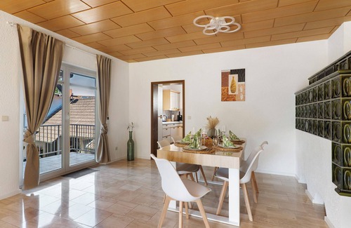 Moerlenbach Apartment | Apartment 'Conte' with Mountain View, Private Terrace and Wi-Fi