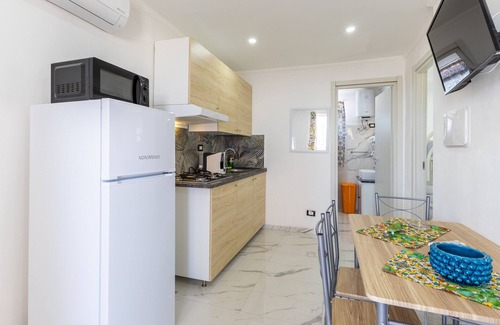 Granelli Apartment | Apartment 'Corallo In Oasi Del Mare' with Sea View and Wi-Fi