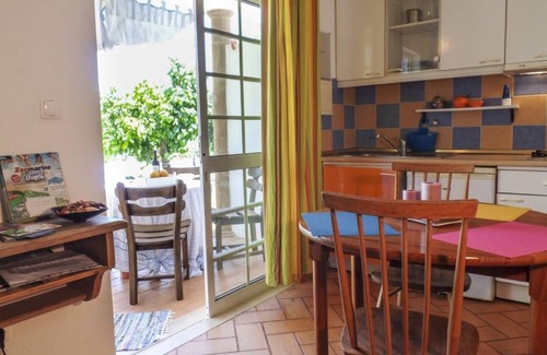 Silves Apartment | Apartment "Cottage Family Friend Algarve" with Shared Pool & Wi-Fi