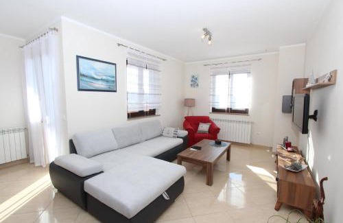 Matohanci Apartment | Apartment Dado