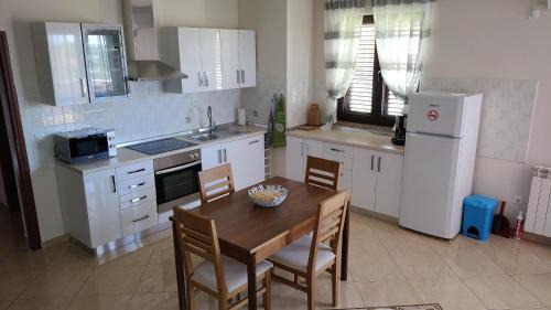 Matohanci Apartment | Apartment Dado